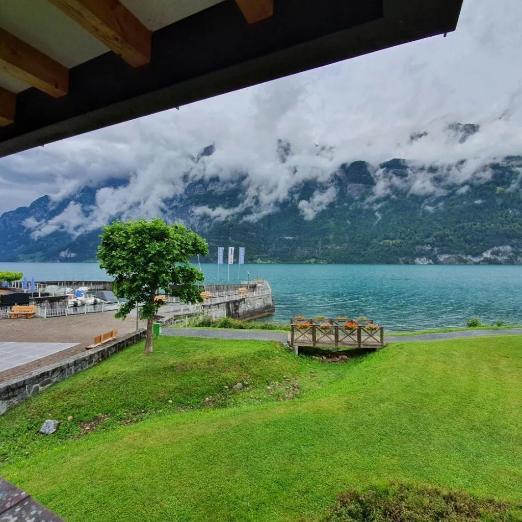 Walensee House & Apartments - صورة 19
