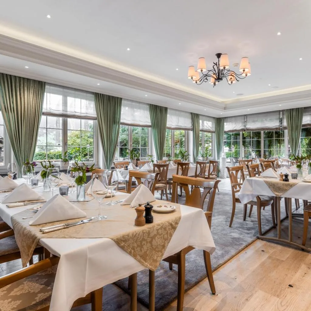 Romantik Hotel Schweizerhof - صورة 13