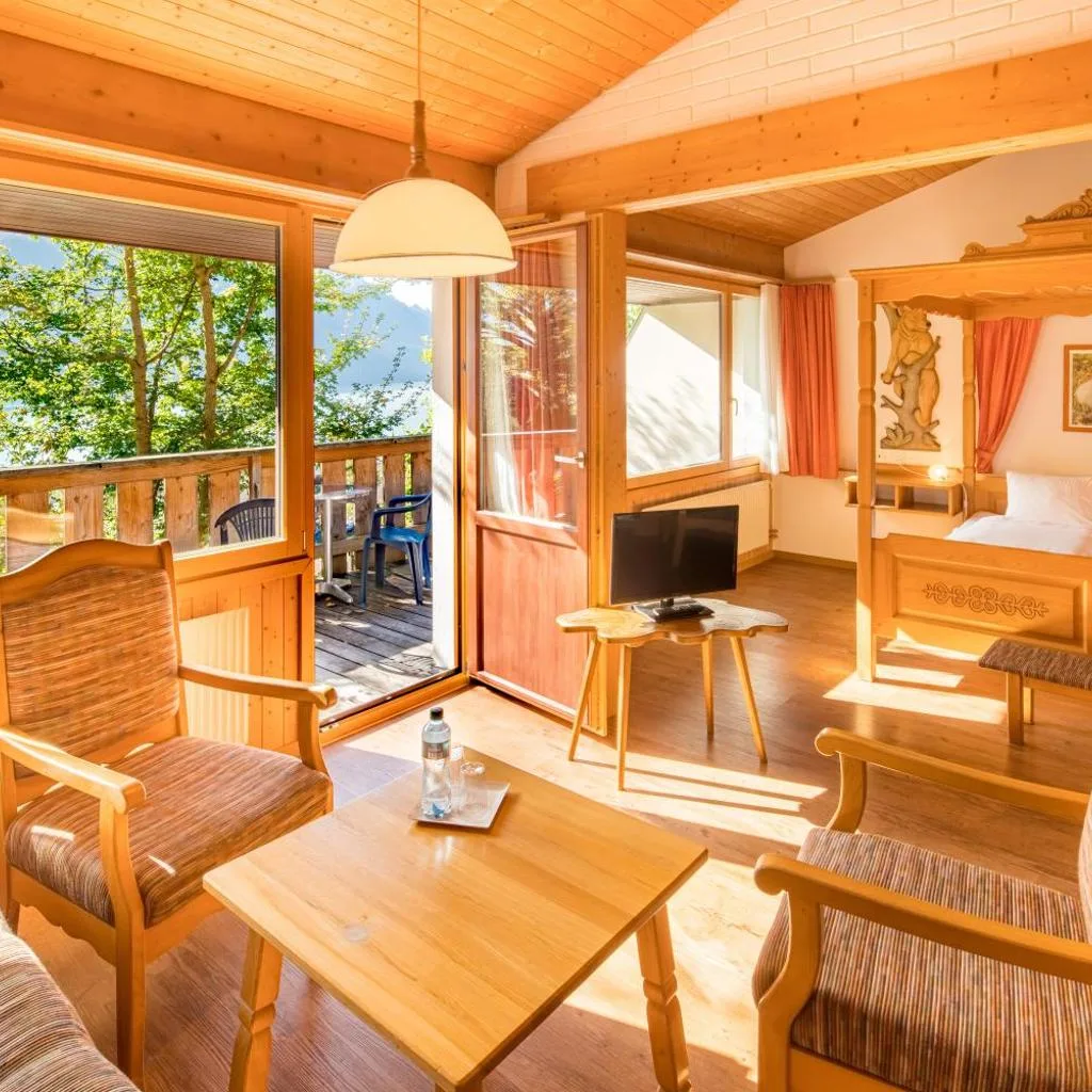 Hotel Lindenhof by Crossworld AG - صورة 18