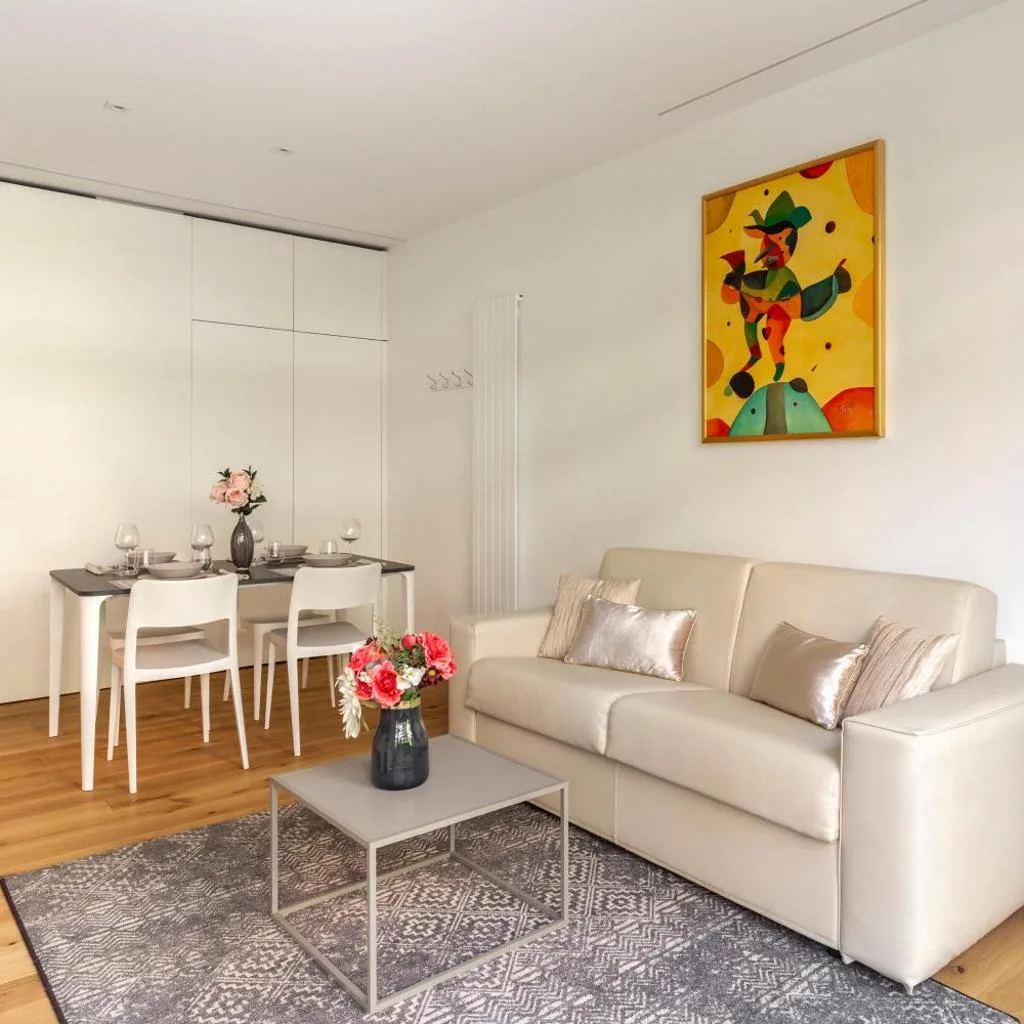 Lake Modern Suites - Free Parking - صورة 8