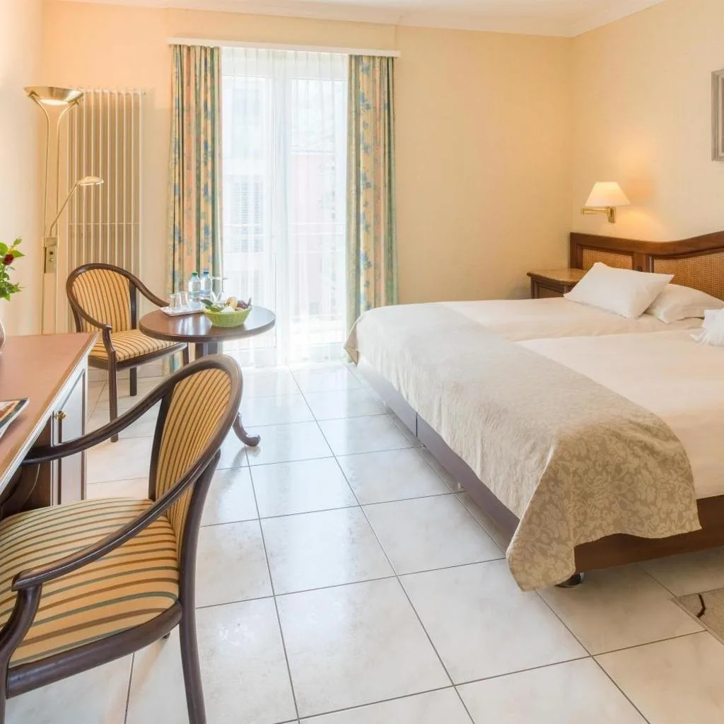 Best Western Hotel Bellevue au Lac - صورة 13