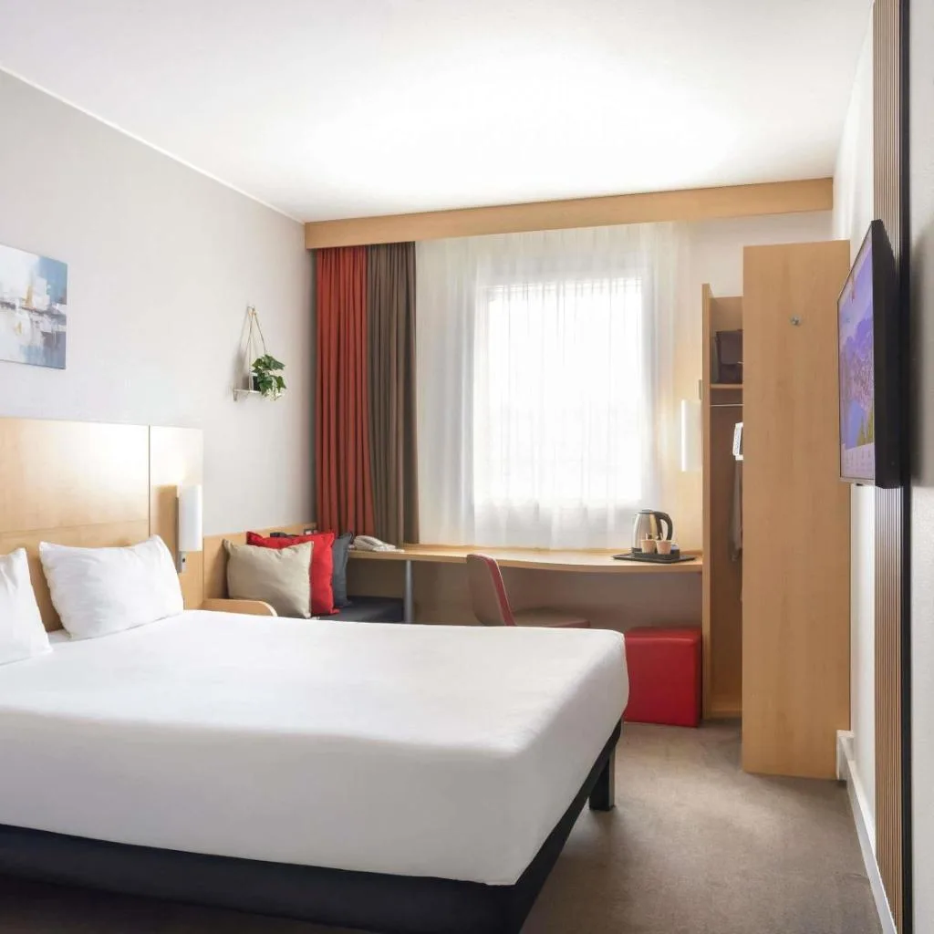 Ibis Lugano Paradiso - صورة 12