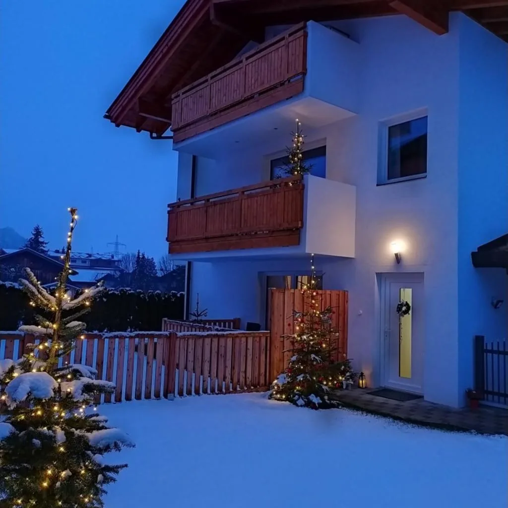 Alp-IN Lodges Kaprun, including Summer Card - صورة 19