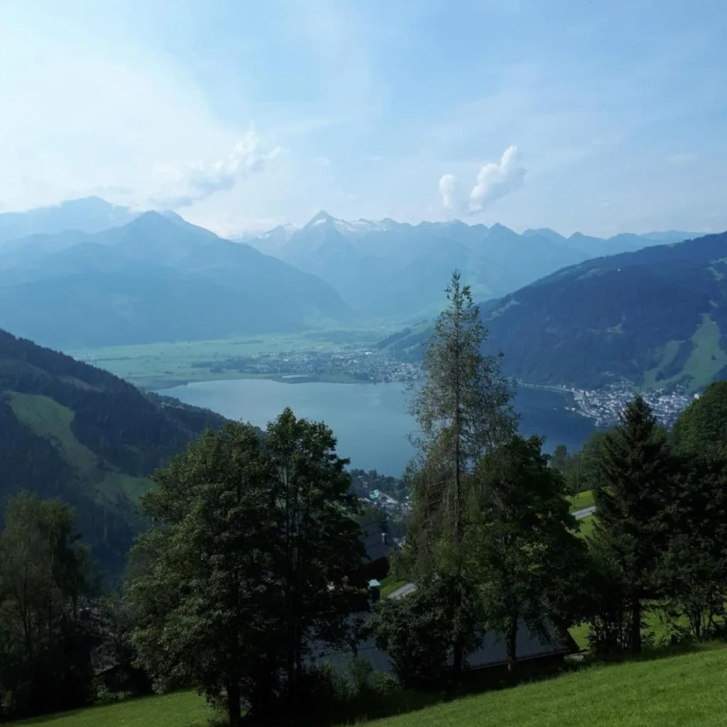 Alp-IN Lodges Kaprun, including Summer Card - صورة 5