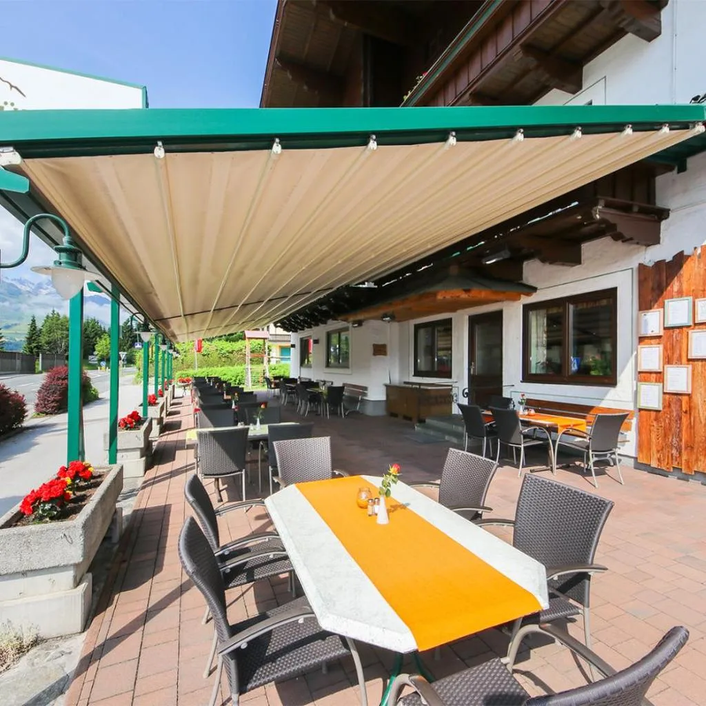 Alpenhotel Tauernstüberl - صورة 8