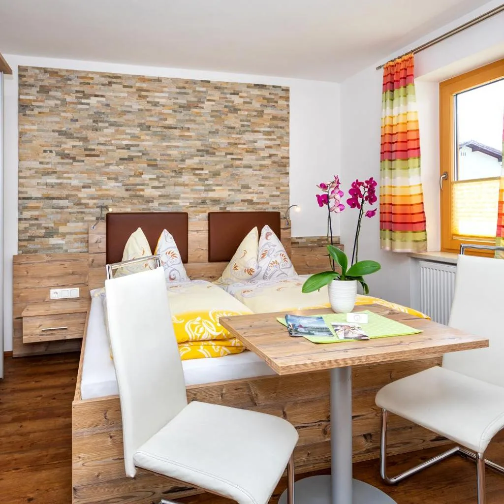 Appartement Pension Albert summercard and free parking included - صورة 14