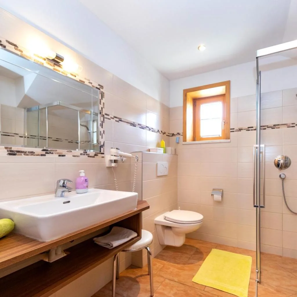 Appartement Pension Albert summercard and free parking included - صورة 18