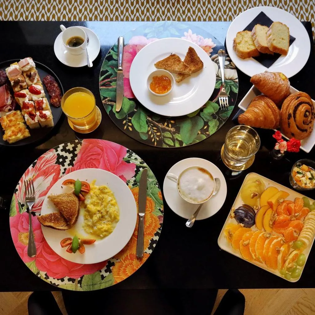 Roma Five Suites - صورة 18