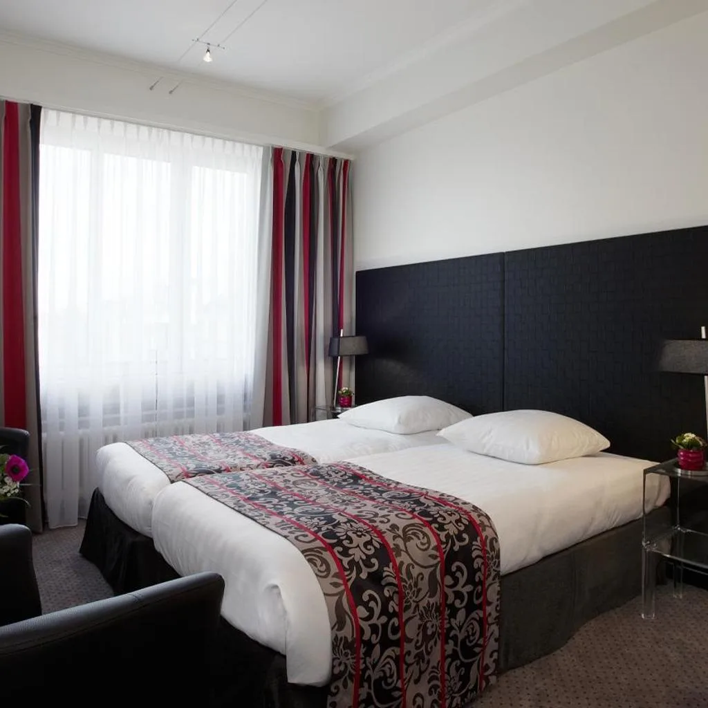 Hotel Suisse - صورة 12