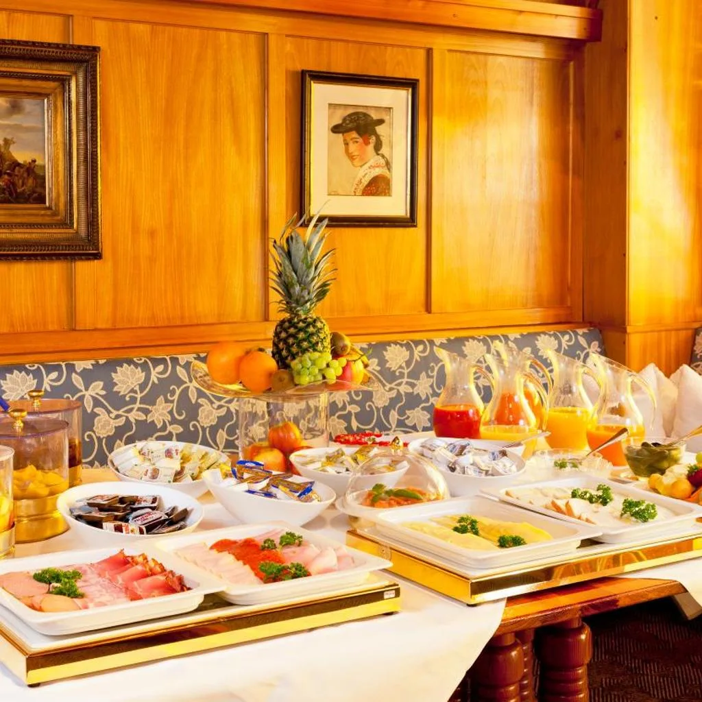 Wittelsbacher Hof Swiss Quality Hotel - صورة 4