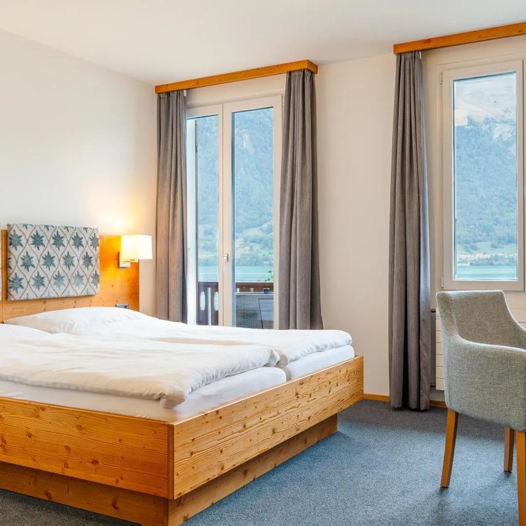 Hotel Strandhotel - صورة 6