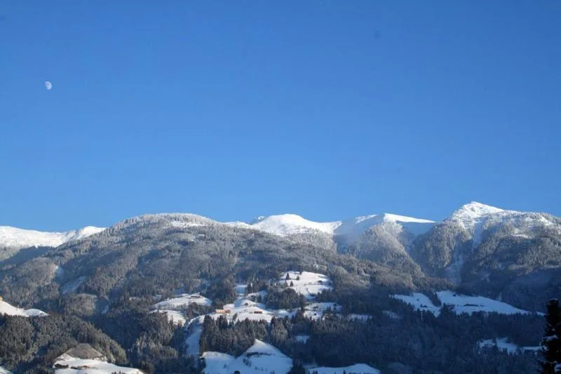 Hotel Edelweiss - صورة 5