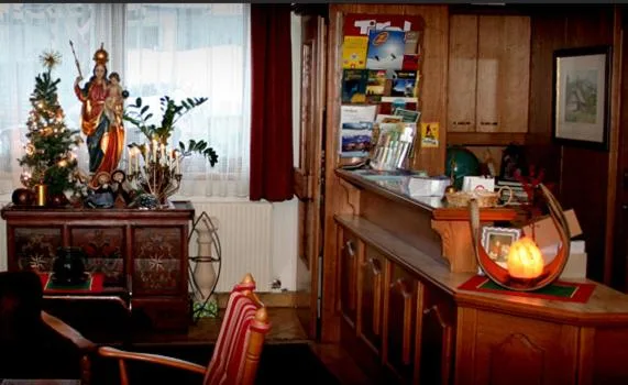 Hotel Edelweiss - صورة 8