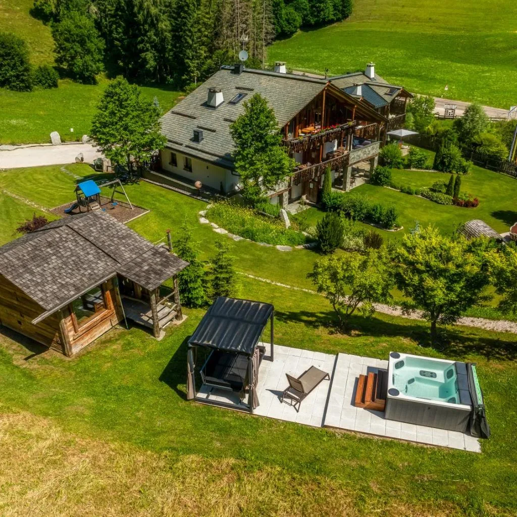 Alpine Mountain Chalet - صورة 2