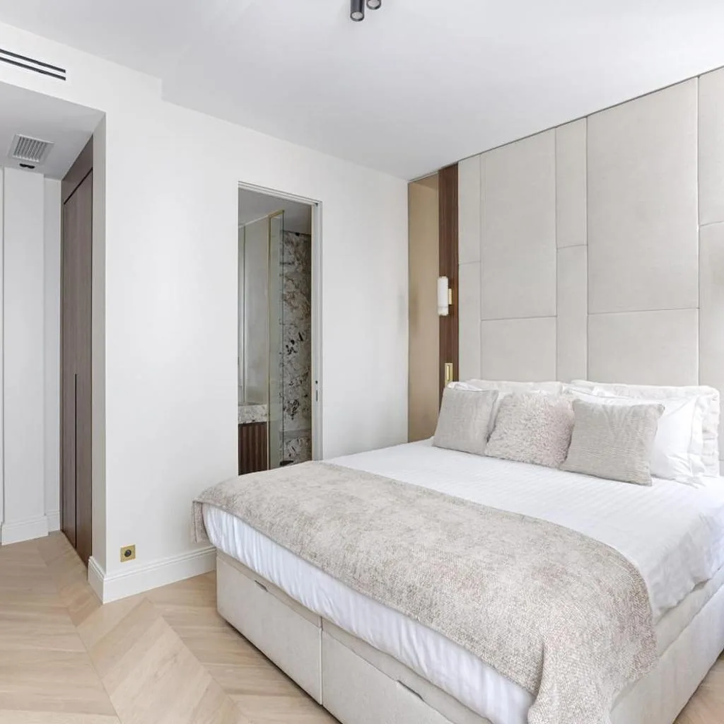 Luxury apartments near the Eiffel Tower - صورة 17