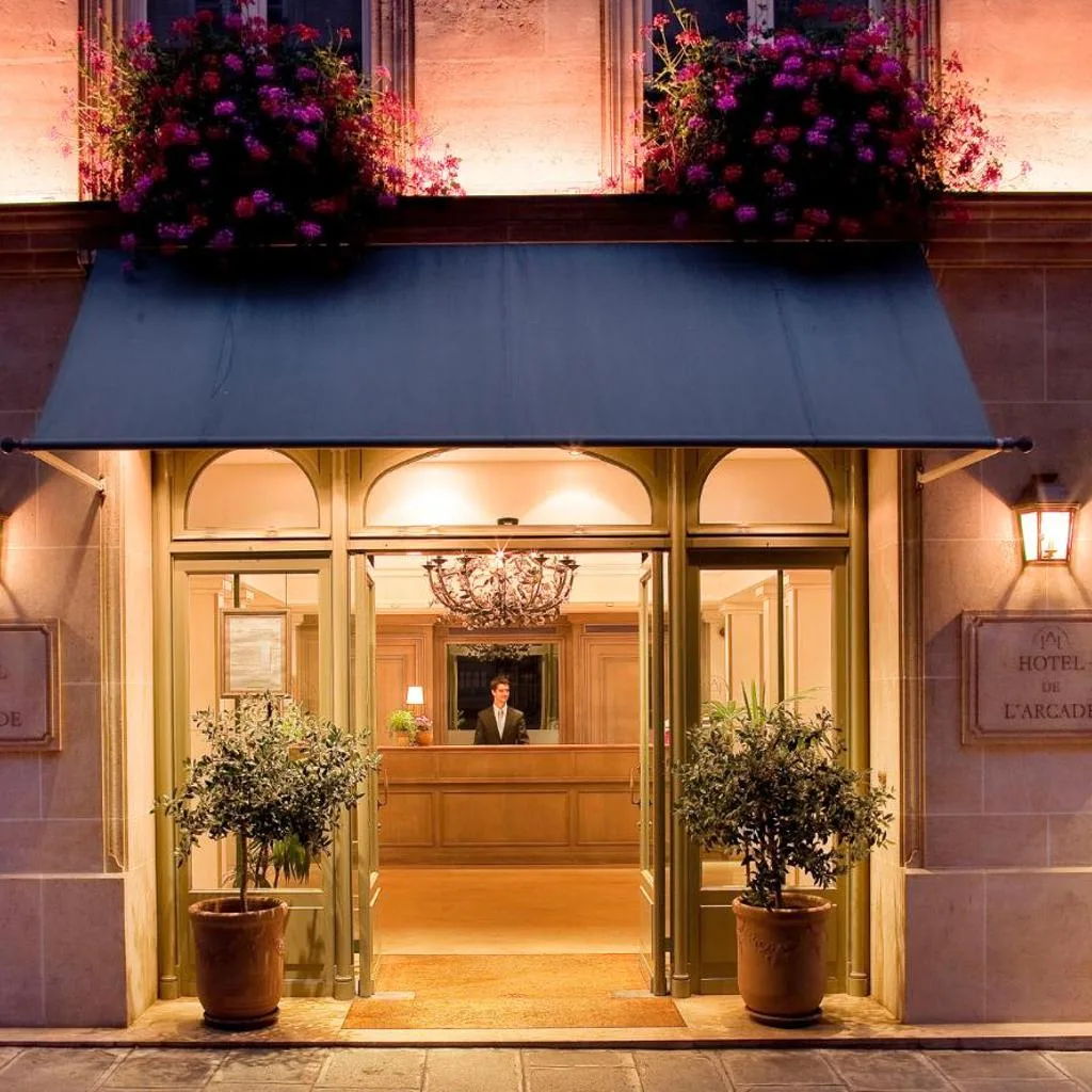 Hôtel De l'Arcade