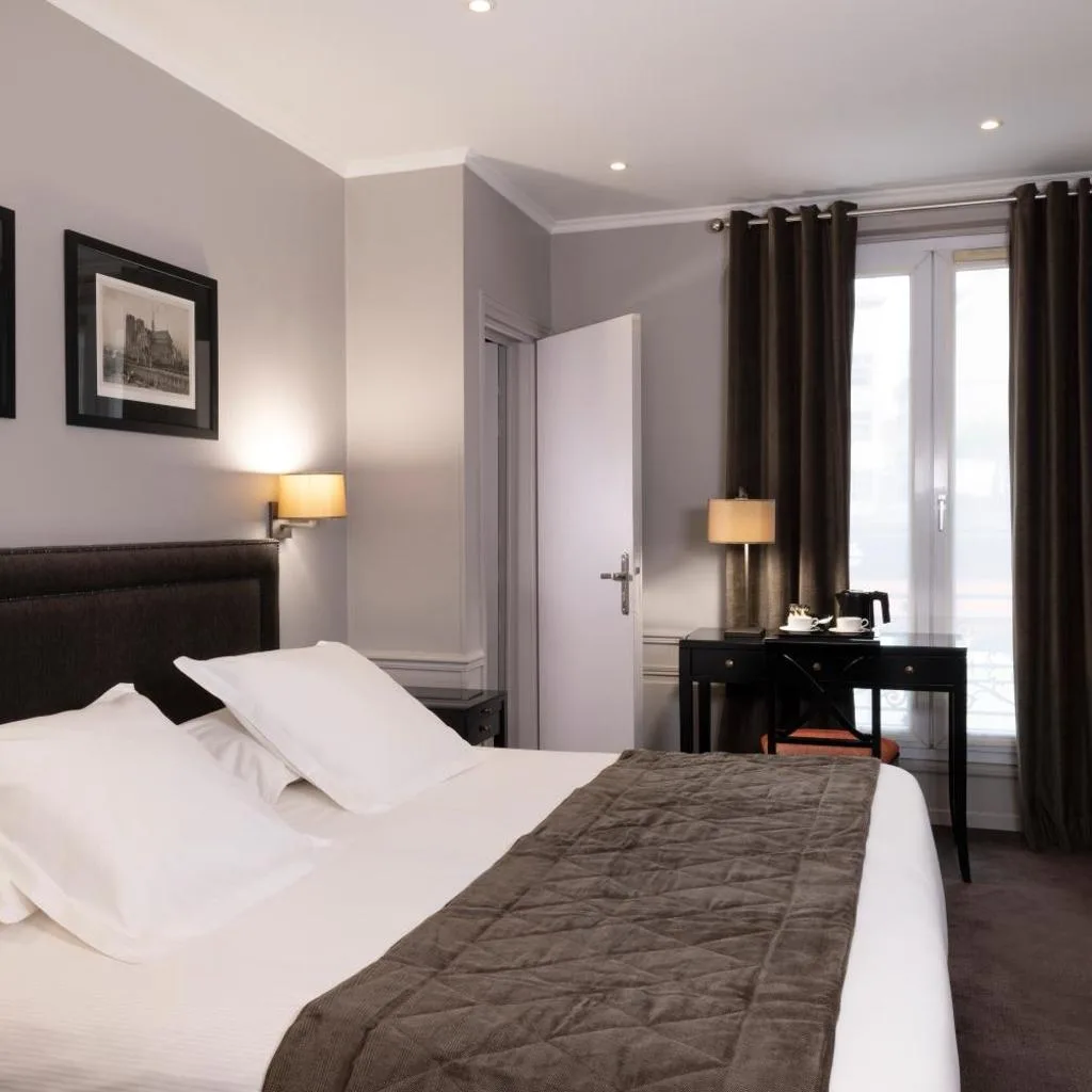 Pavillon Monceau by Happyculture