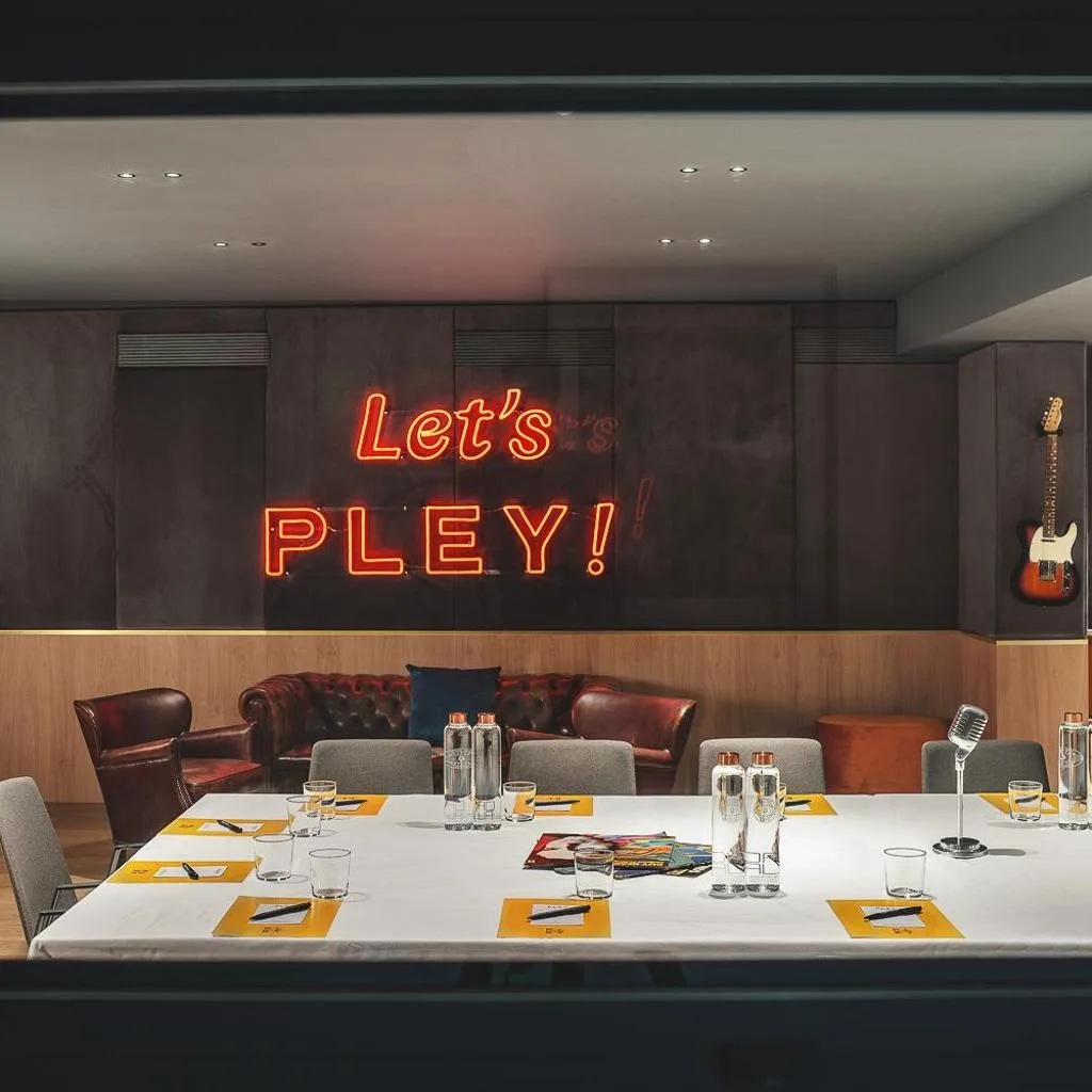 PLEY Hotel - صورة 14