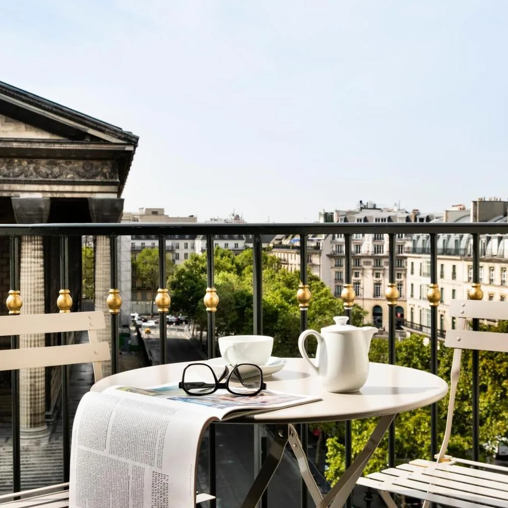 Hôtel Madeleine Plaza - صورة 2