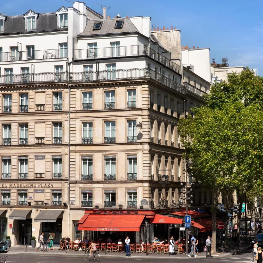 Hôtel Madeleine Plaza - صورة 8