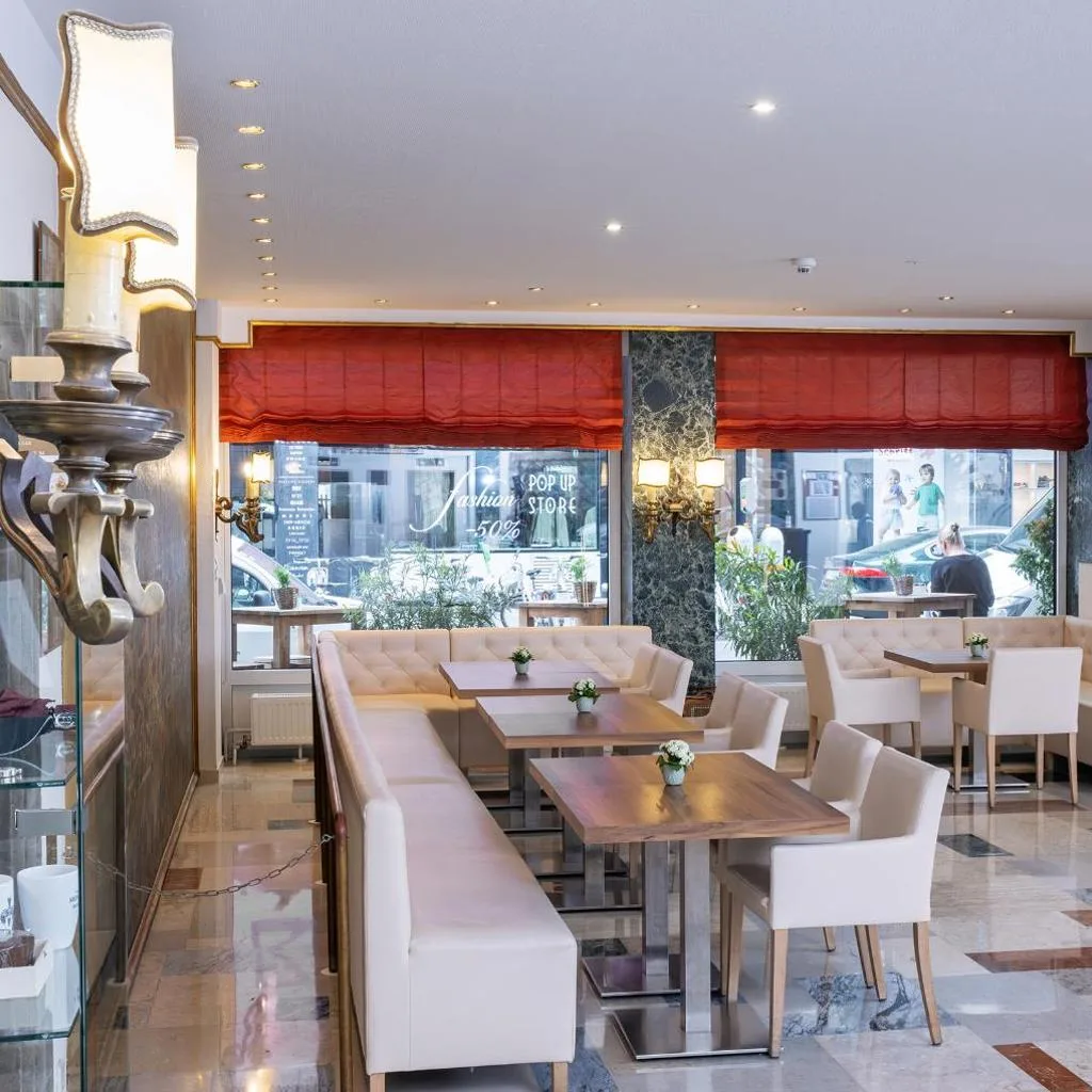 Hotel Royal - صورة 9