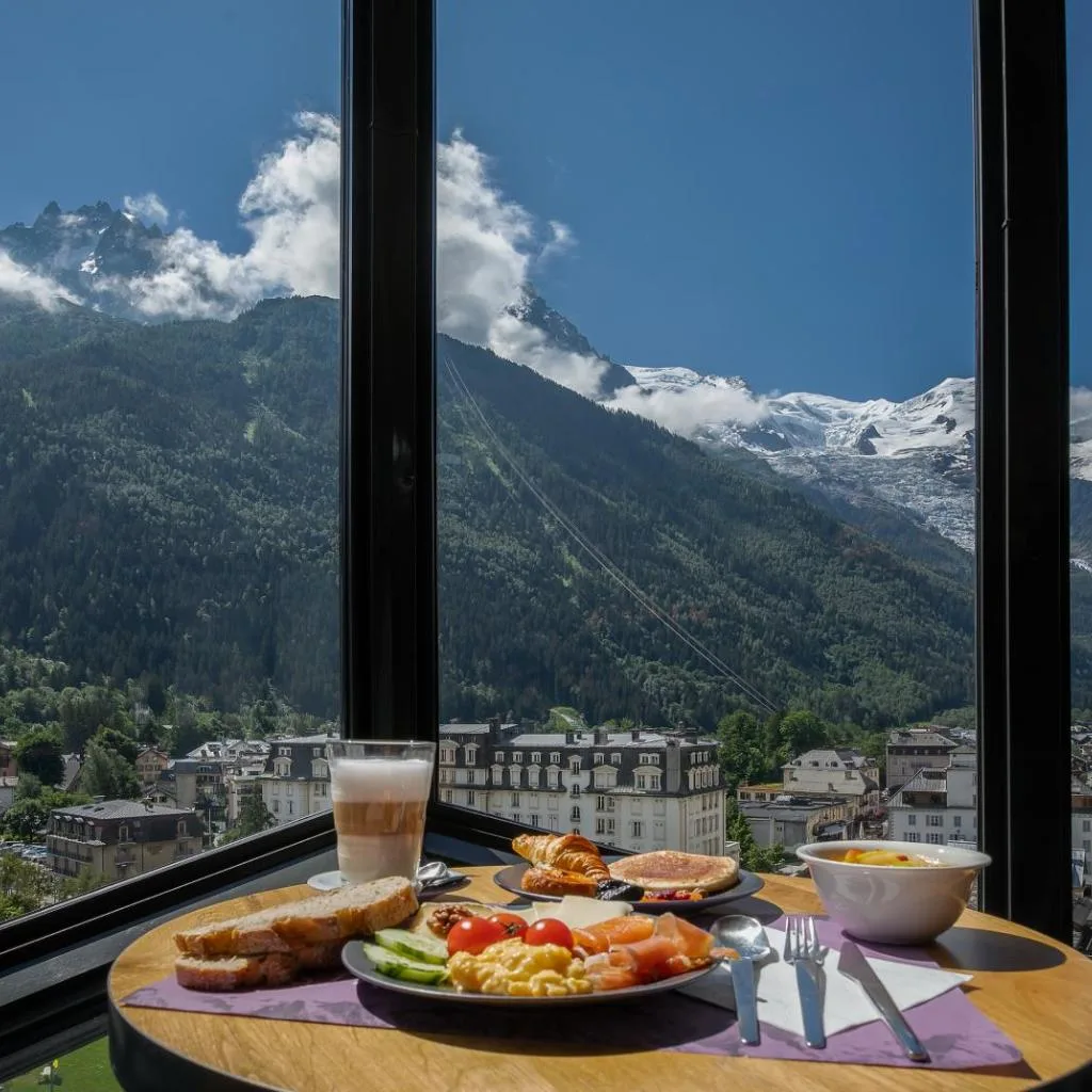 Alpina Eclectic Hotel - صورة 11