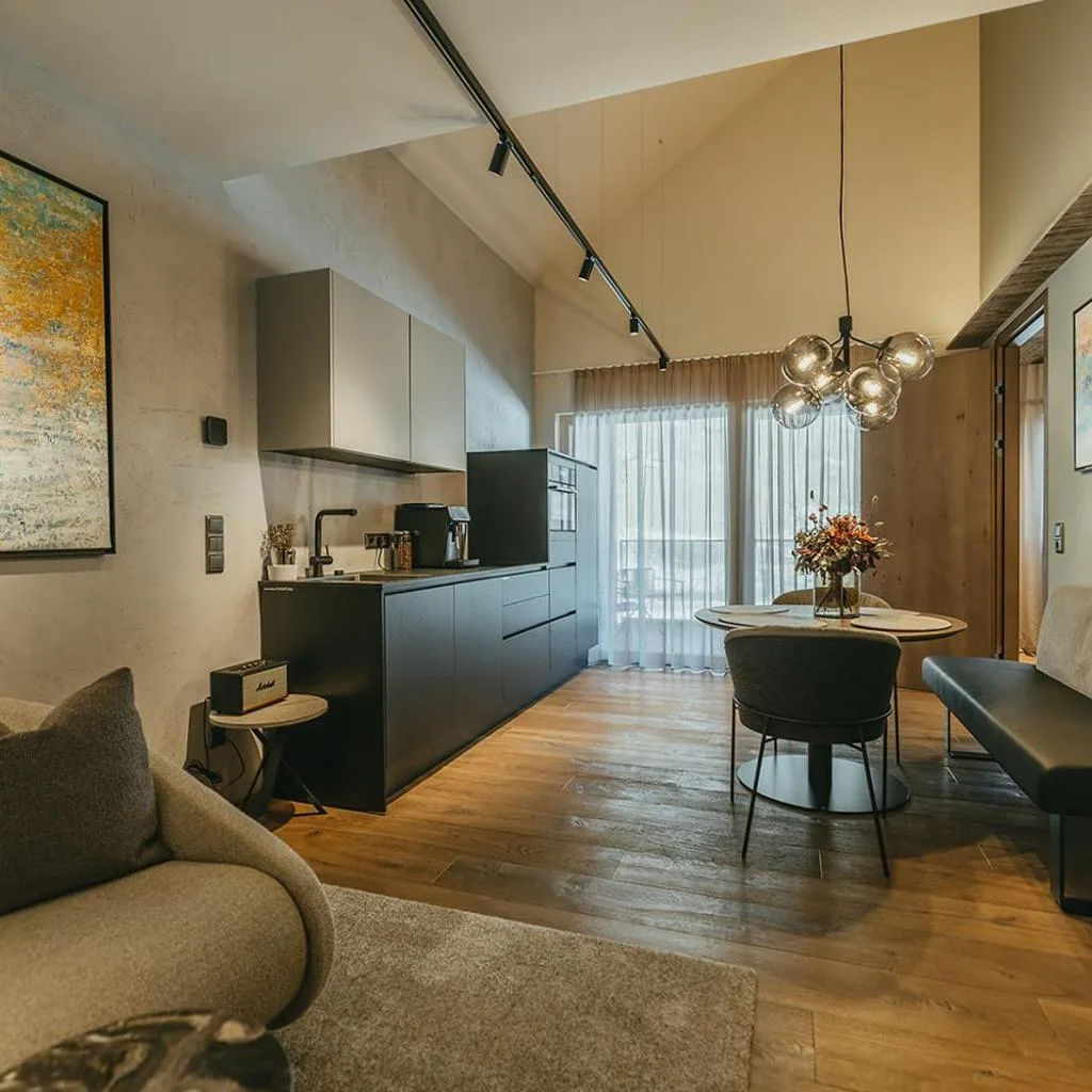 The Black Eagle Luxury Appartements - صورة 13