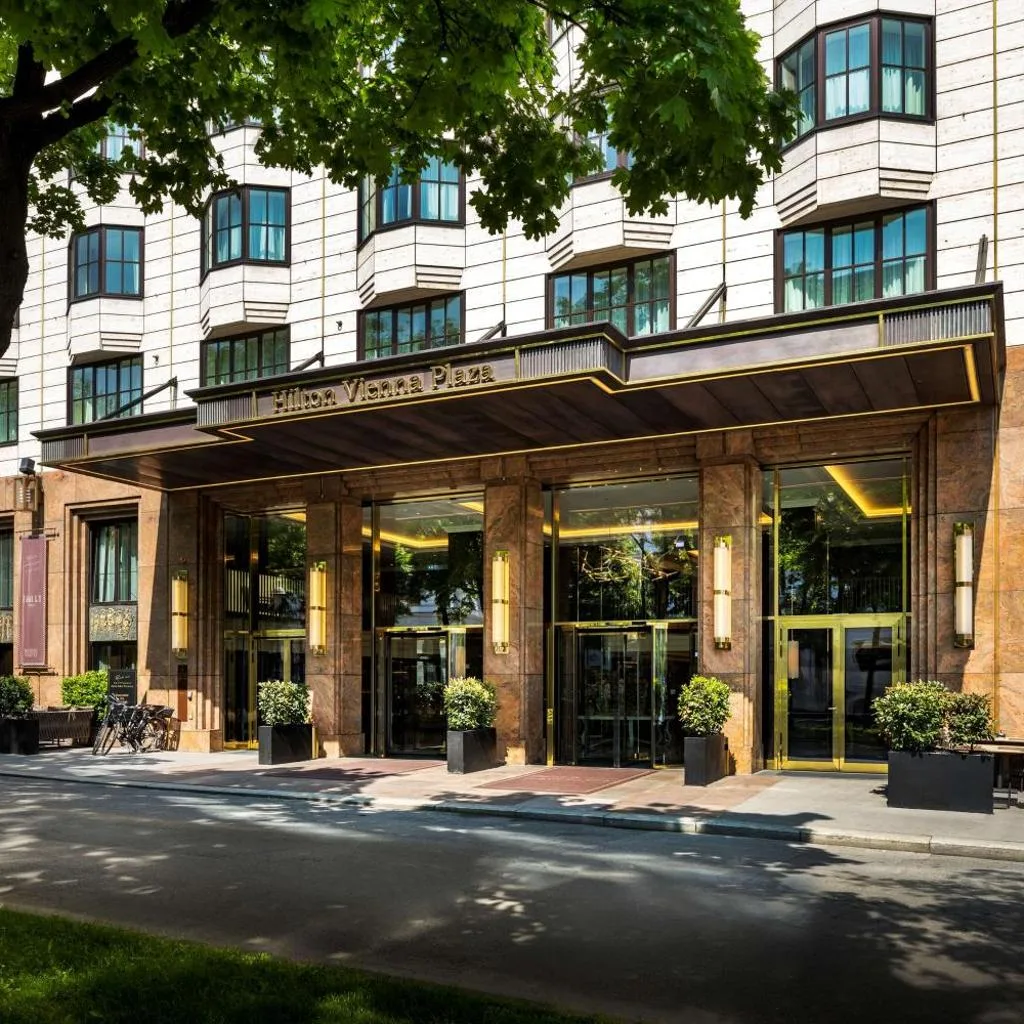 Hilton Vienna Plaza - صورة 2