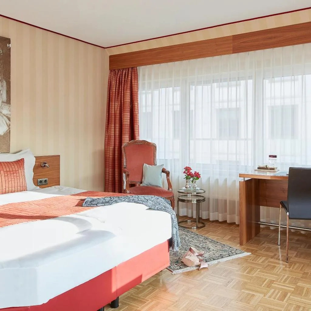 Living Hotel an der Oper - صورة 14