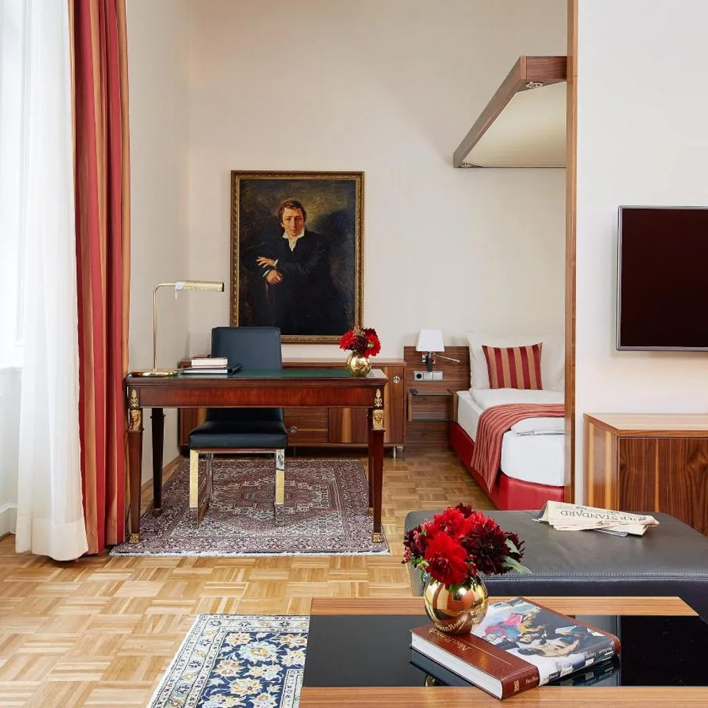 Living Hotel an der Oper - صورة 19