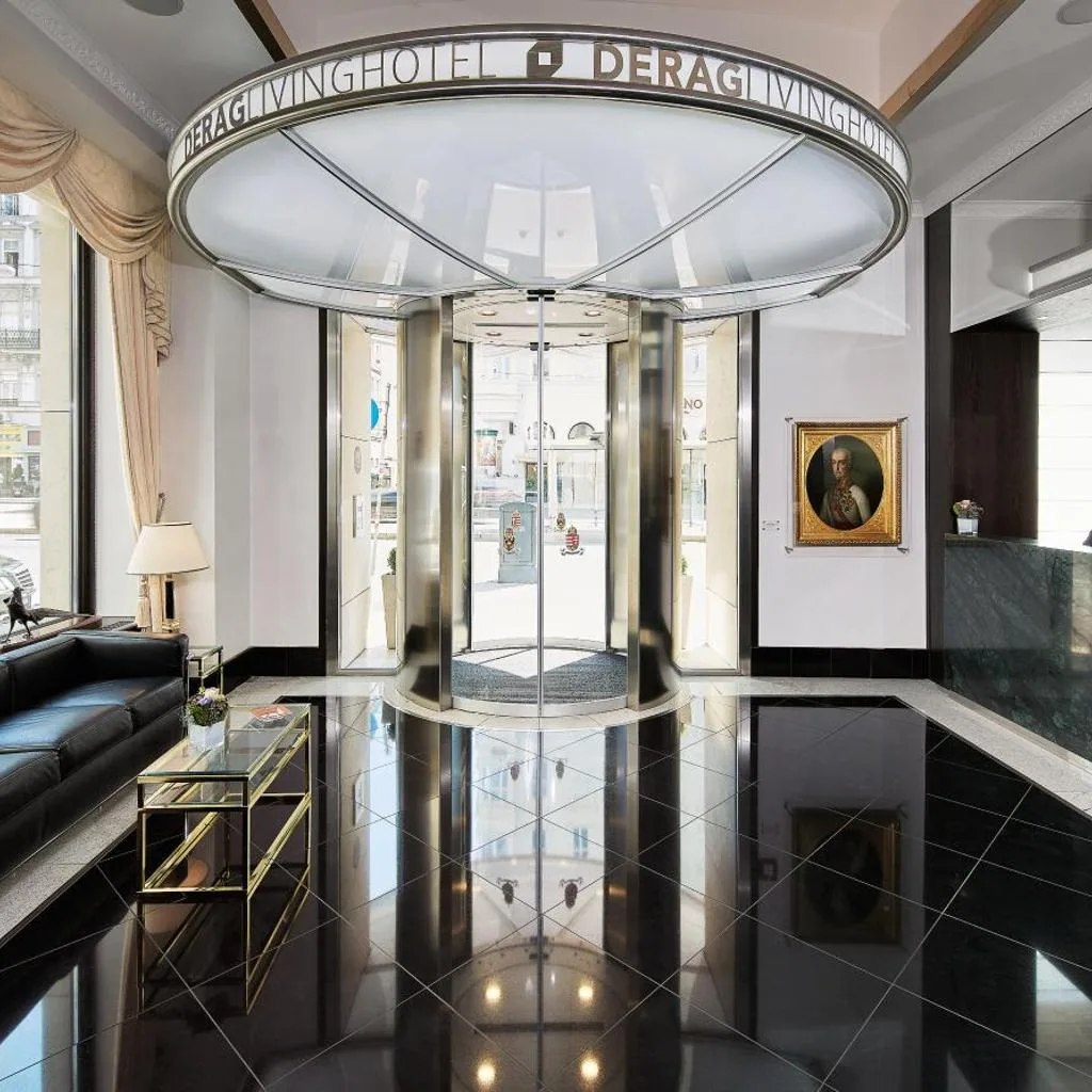Living Hotel an der Oper - صورة 2