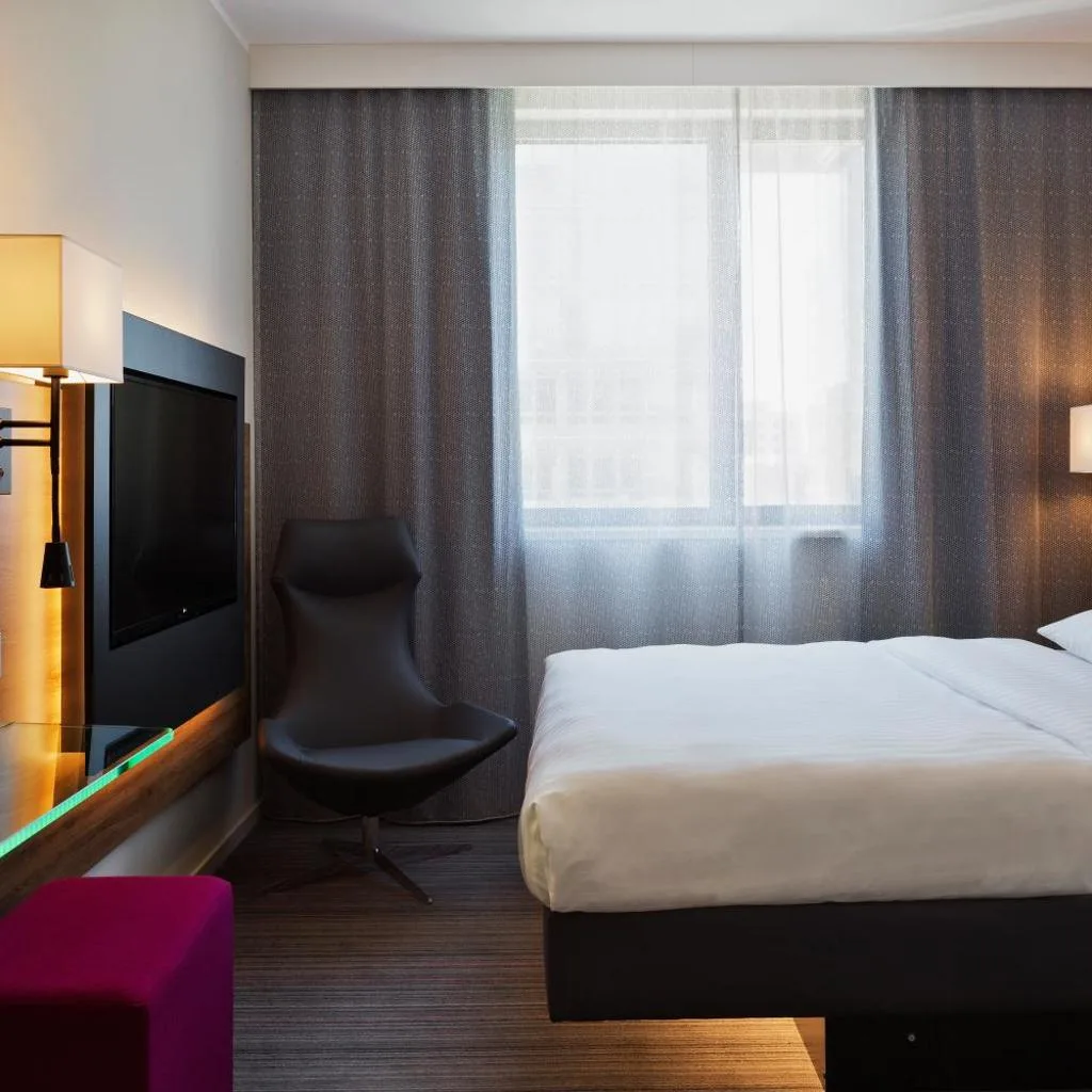 MOXY Vienna Airport - صورة 14