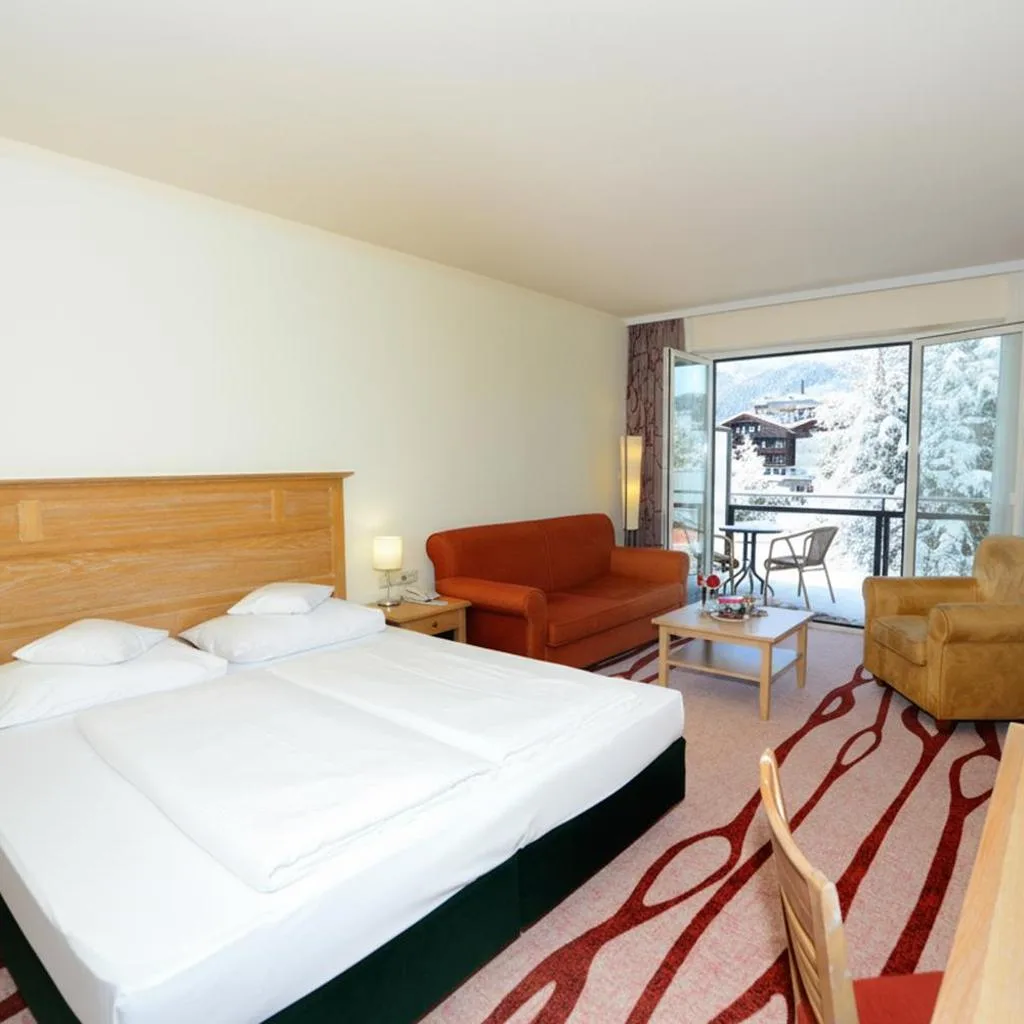 Das Hotel Eden - Das Aktiv- & Wohlfühlhotel in Tirol auf 1200m Höhe - صورة 2