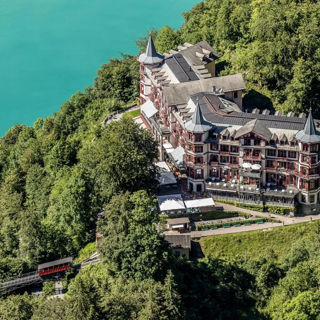 Grandhotel Giessbach - صورة 2