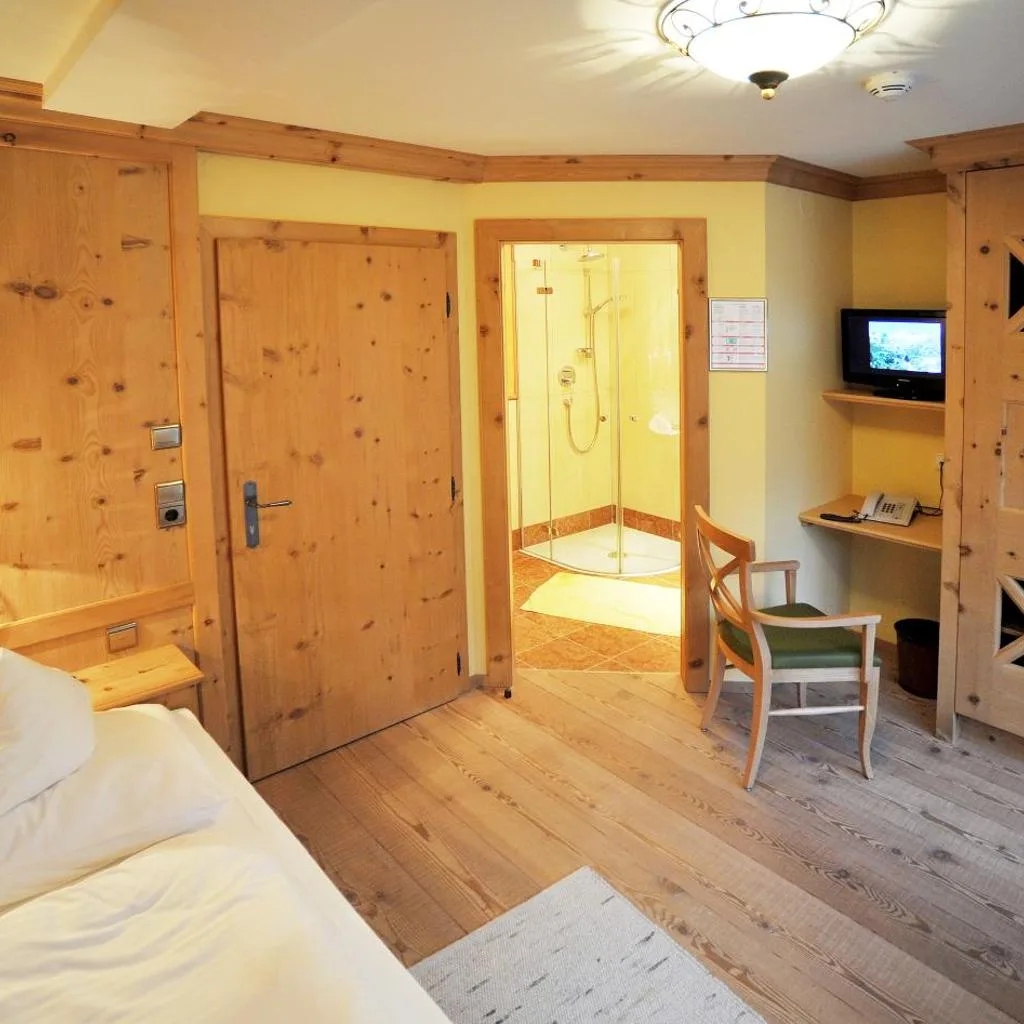 Thermal-Badhotel Kirchler - صورة 14