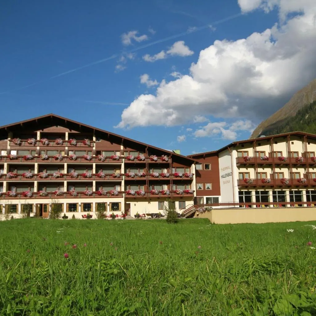 Thermal-Badhotel Kirchler - صورة 5