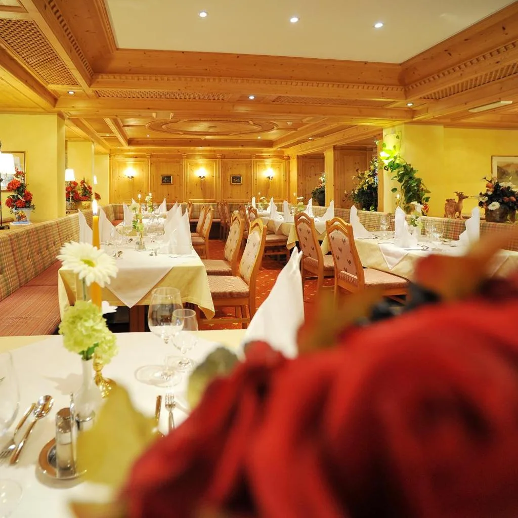 Thermal-Badhotel Kirchler - صورة 9