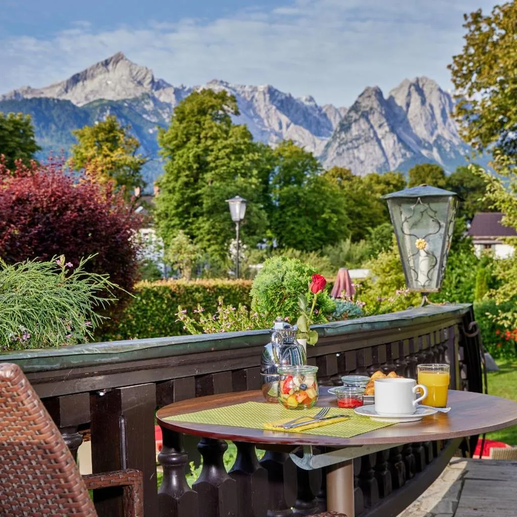 Hotel Aschenbrenner - صورة 4