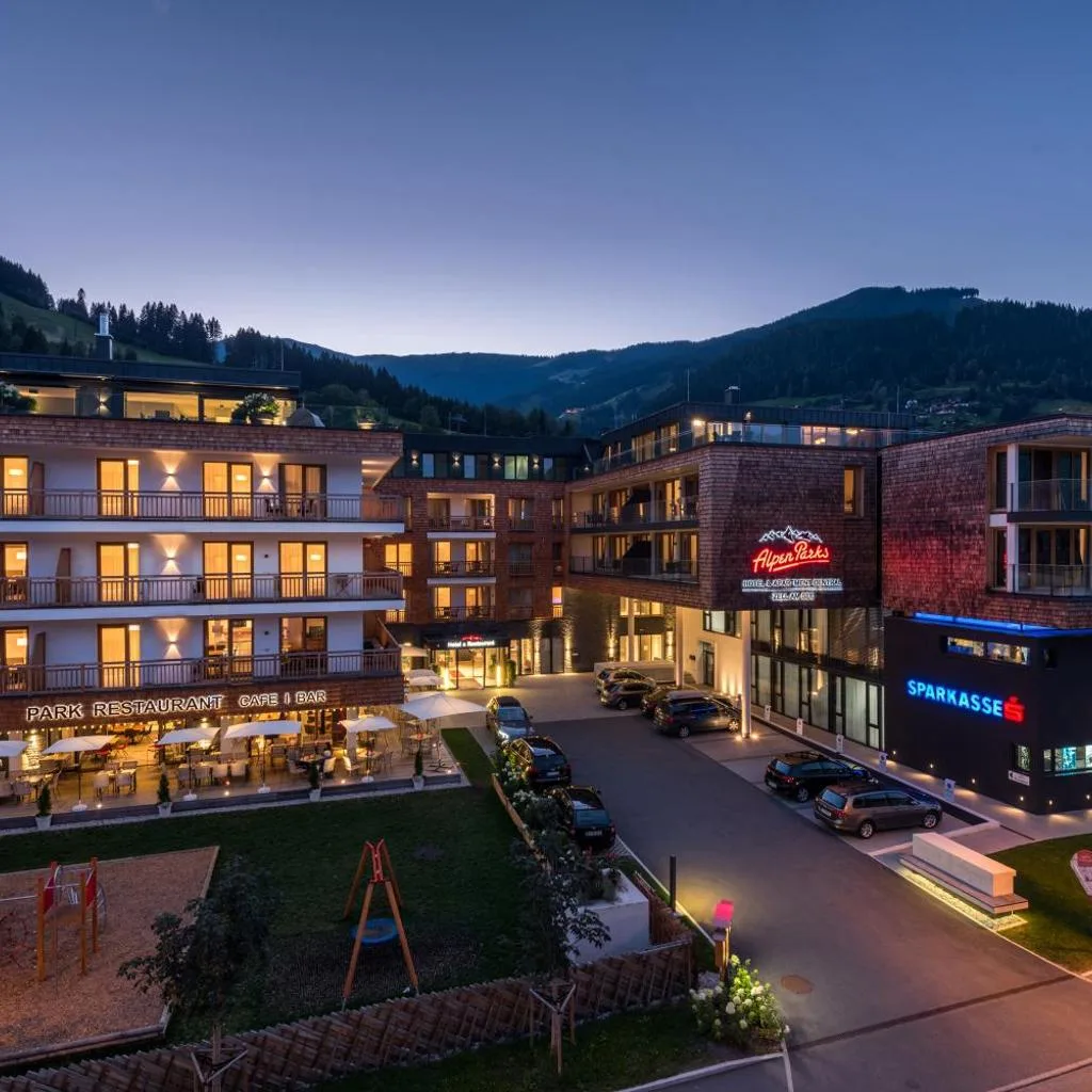 AlpenParks Hotel & Apartment Central Zell am See - صورة 8