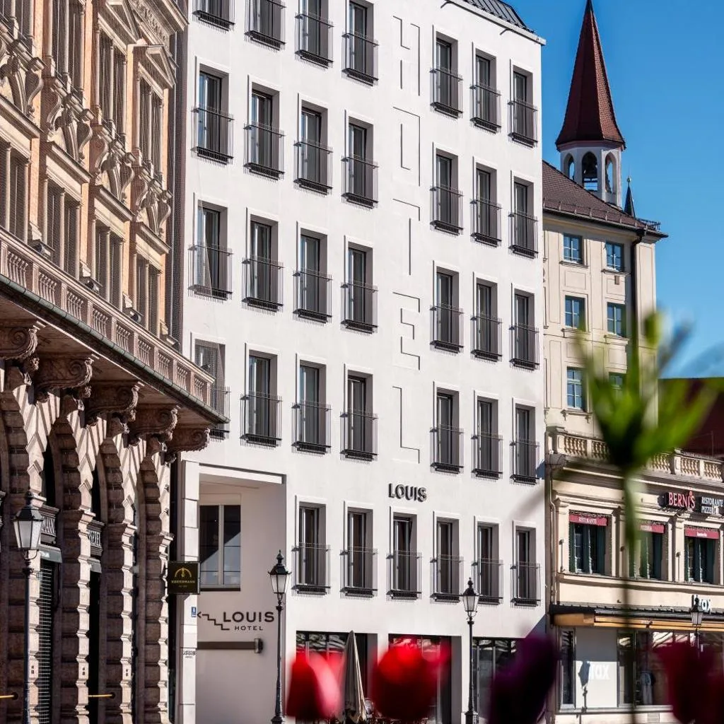 Louis Hotel