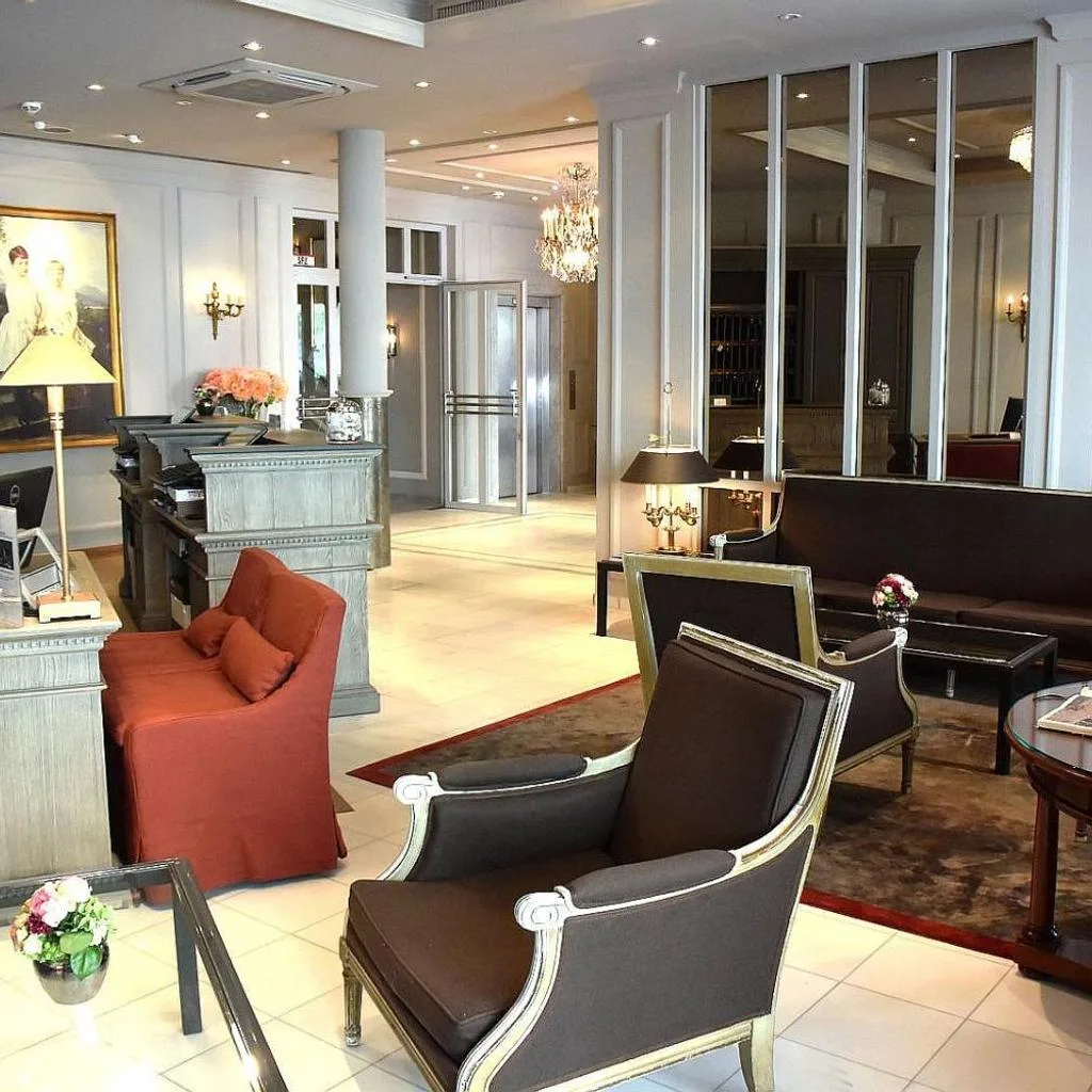 Hotel München Palace - صورة 14