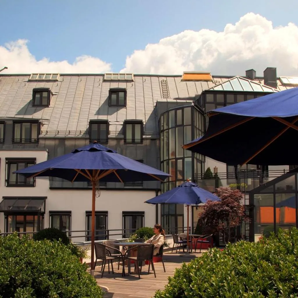 Hotel München Palace - صورة 19
