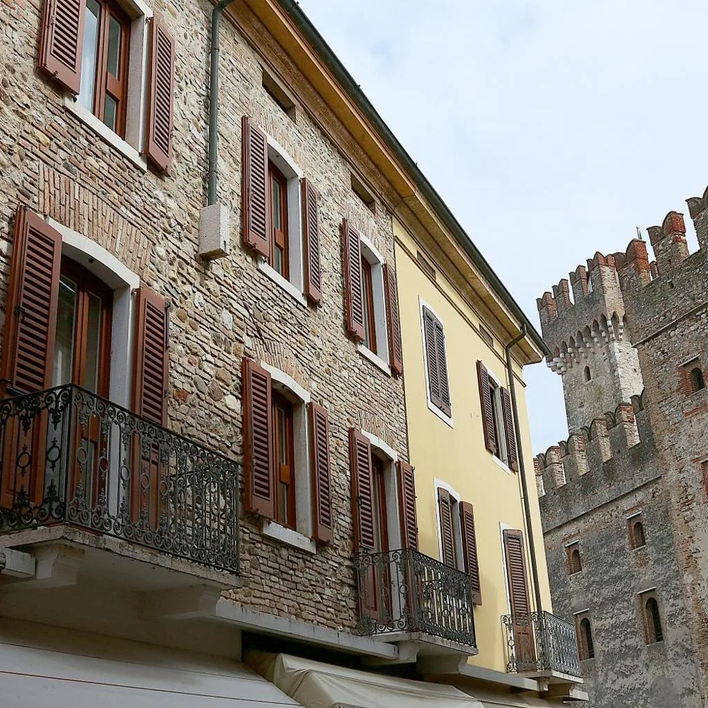 Aurora Sirmione Appartamenti - صورة 14
