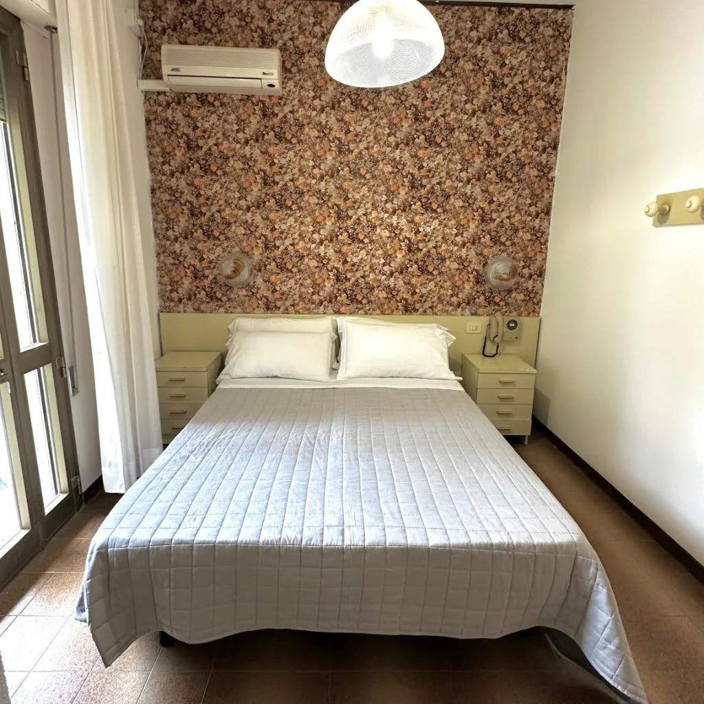 Hotel Splendid Suisse - صورة 17