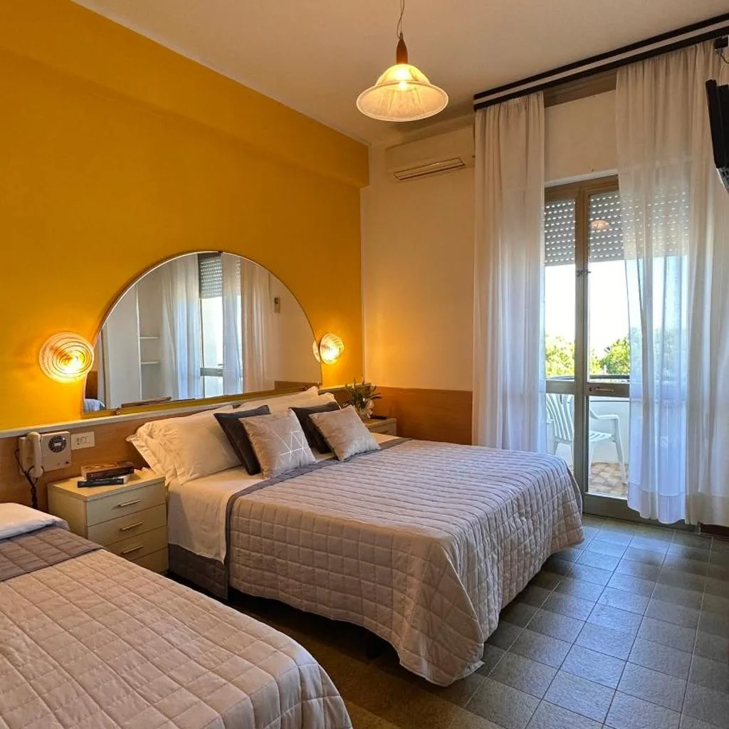 Hotel Splendid Suisse - صورة 3
