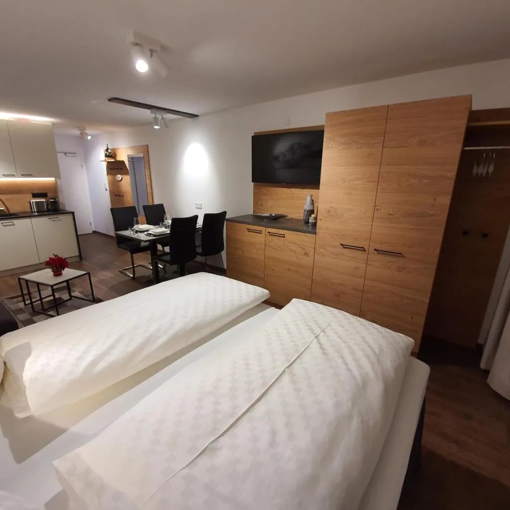 Apartment Leontina - with Air Conditioning and Summer Card - صورة 11