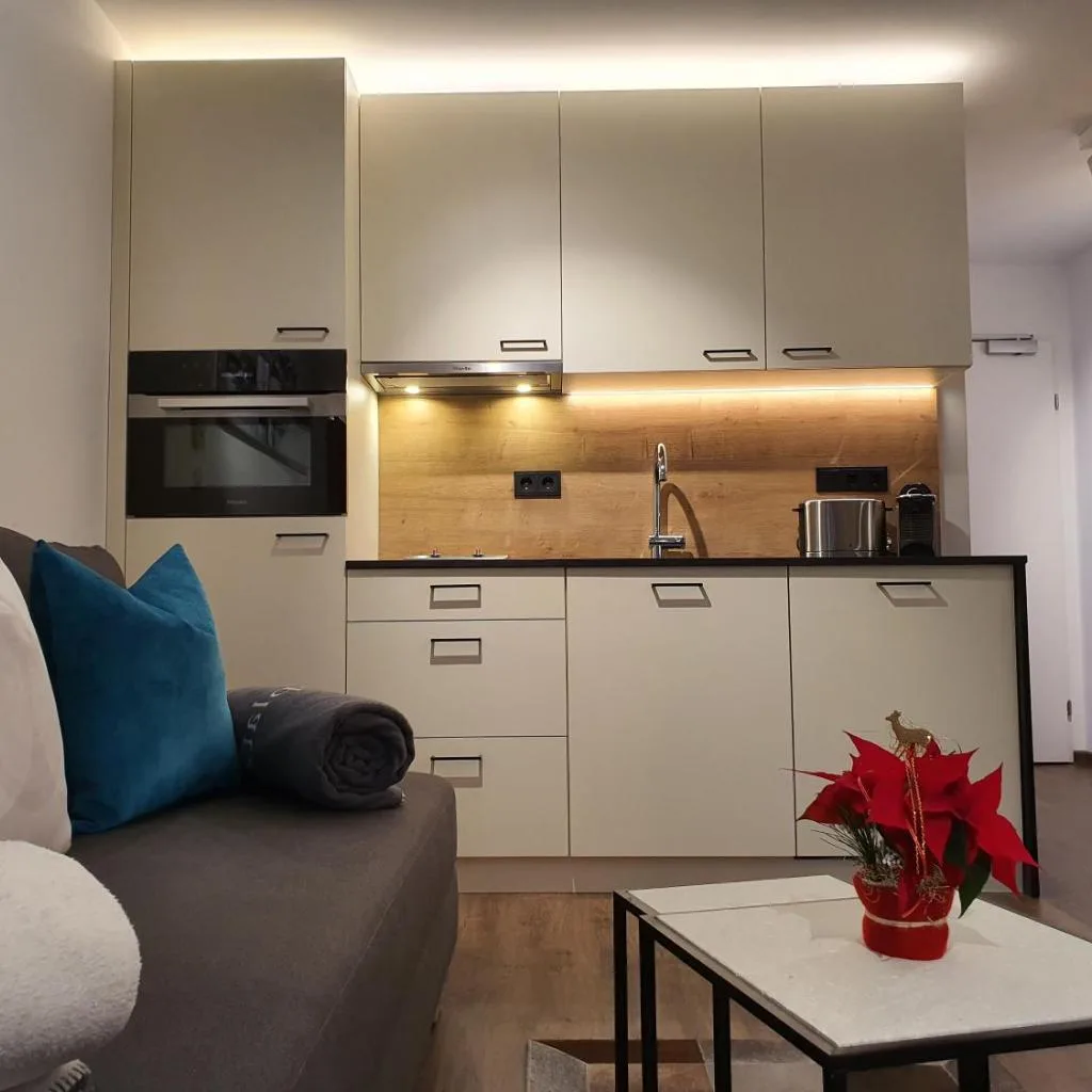 Apartment Leontina - with Air Conditioning and Summer Card - صورة 19