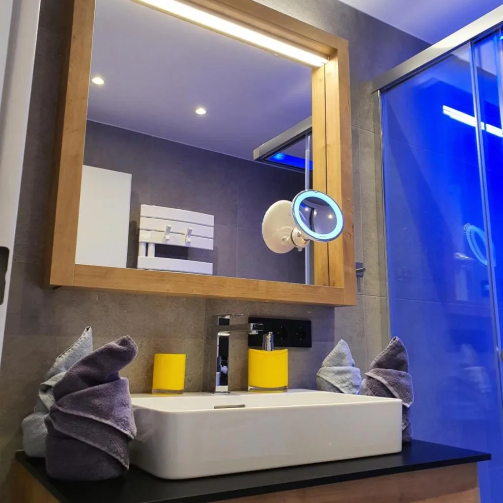 Apartment Leontina - with Air Conditioning and Summer Card - صورة 5