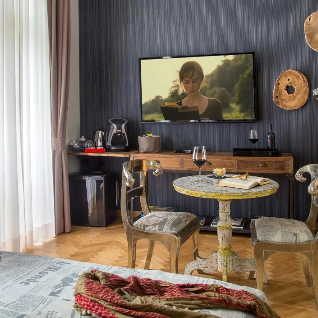 QT Suites Roma - صورة 7