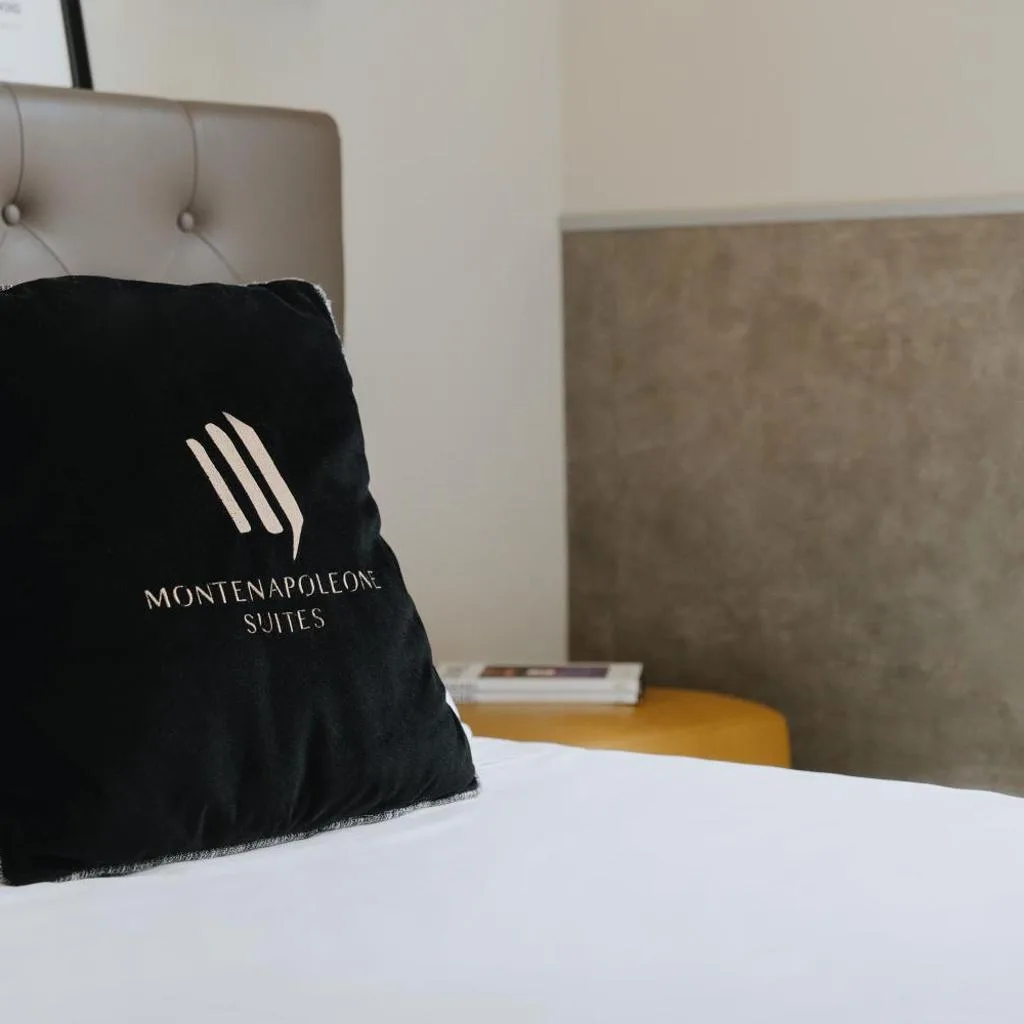 Montenapoleone Suites - صورة 9
